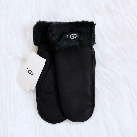 UGG Accessories - UGG Women’s Sheepskin Mittens In Black